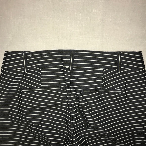 Ann Taylor Riviera Pants Gray Stripe Pants 2P - Picture 5 of 7